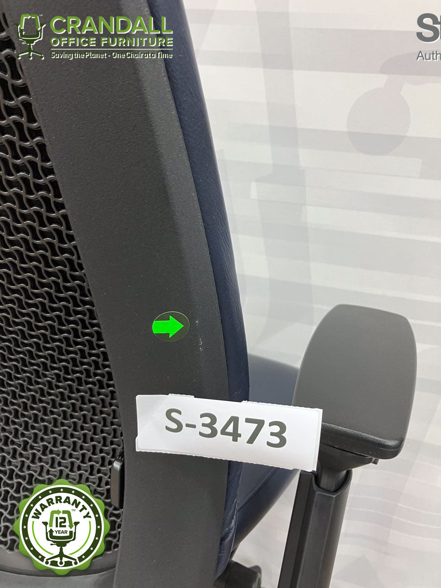 S-3473 - Steelcase Series 2 with Headrest - Grade B