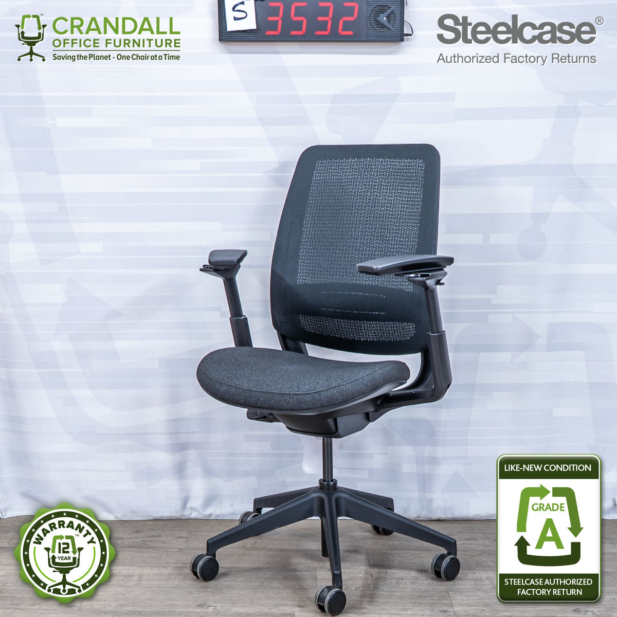 S-3532 - Steelcase Series 2 - Grade A