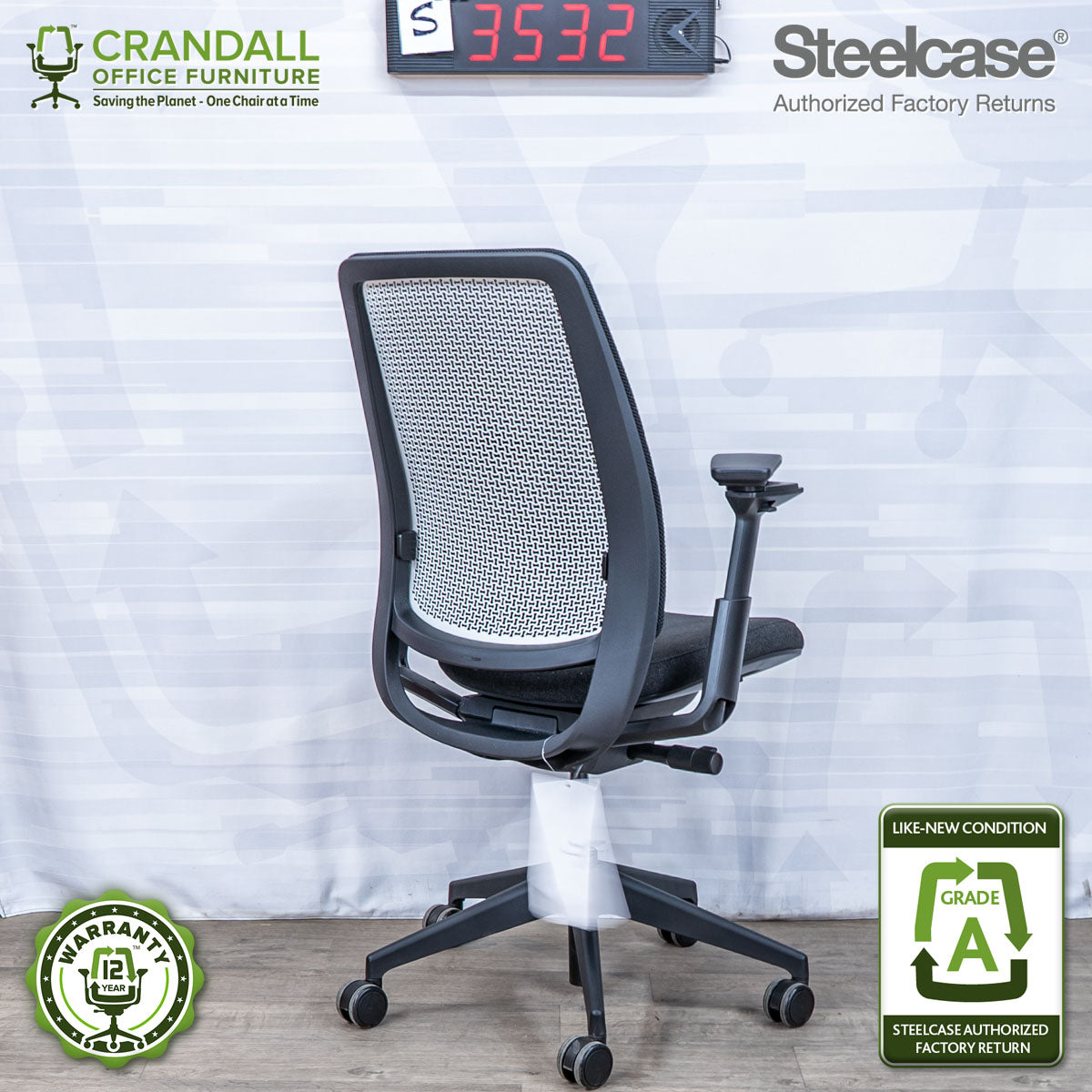 S-3532 - Steelcase Series 2 - Grade A