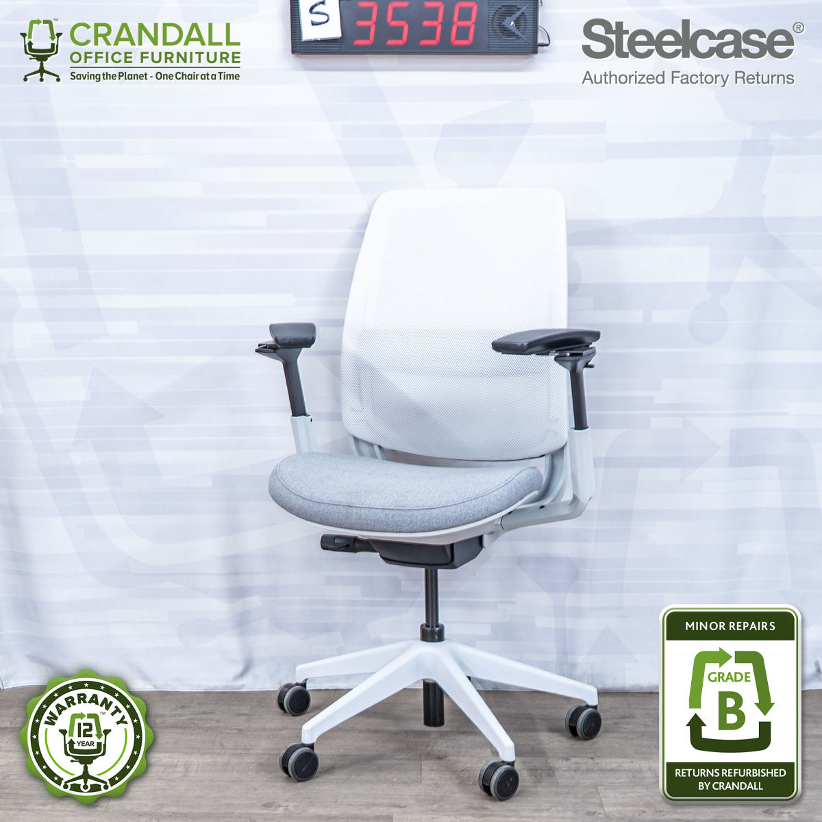 S-3538 - Steelcase Series 2 - Grade B