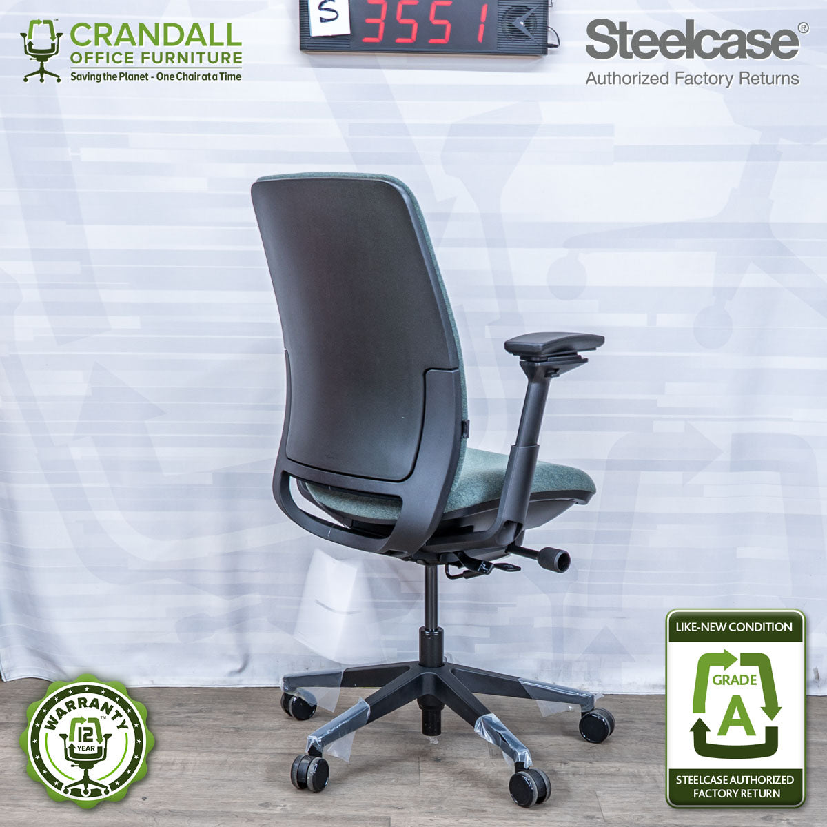 S-3551 - Steelcase Amia - Grade A