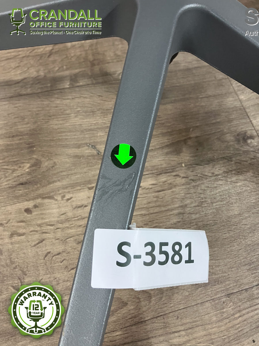 S-3581 - Steelcase Gesture - Grade B
