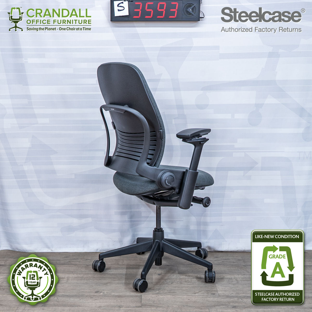 S-3593 - Steelcase V2 Leap - Grade A