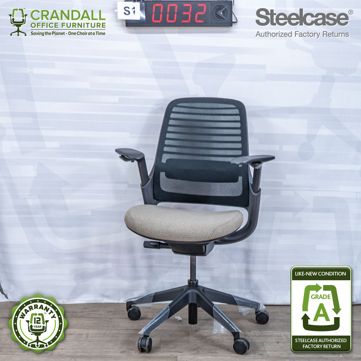 S1-0032 - Steelcase Series 1 - Grade A