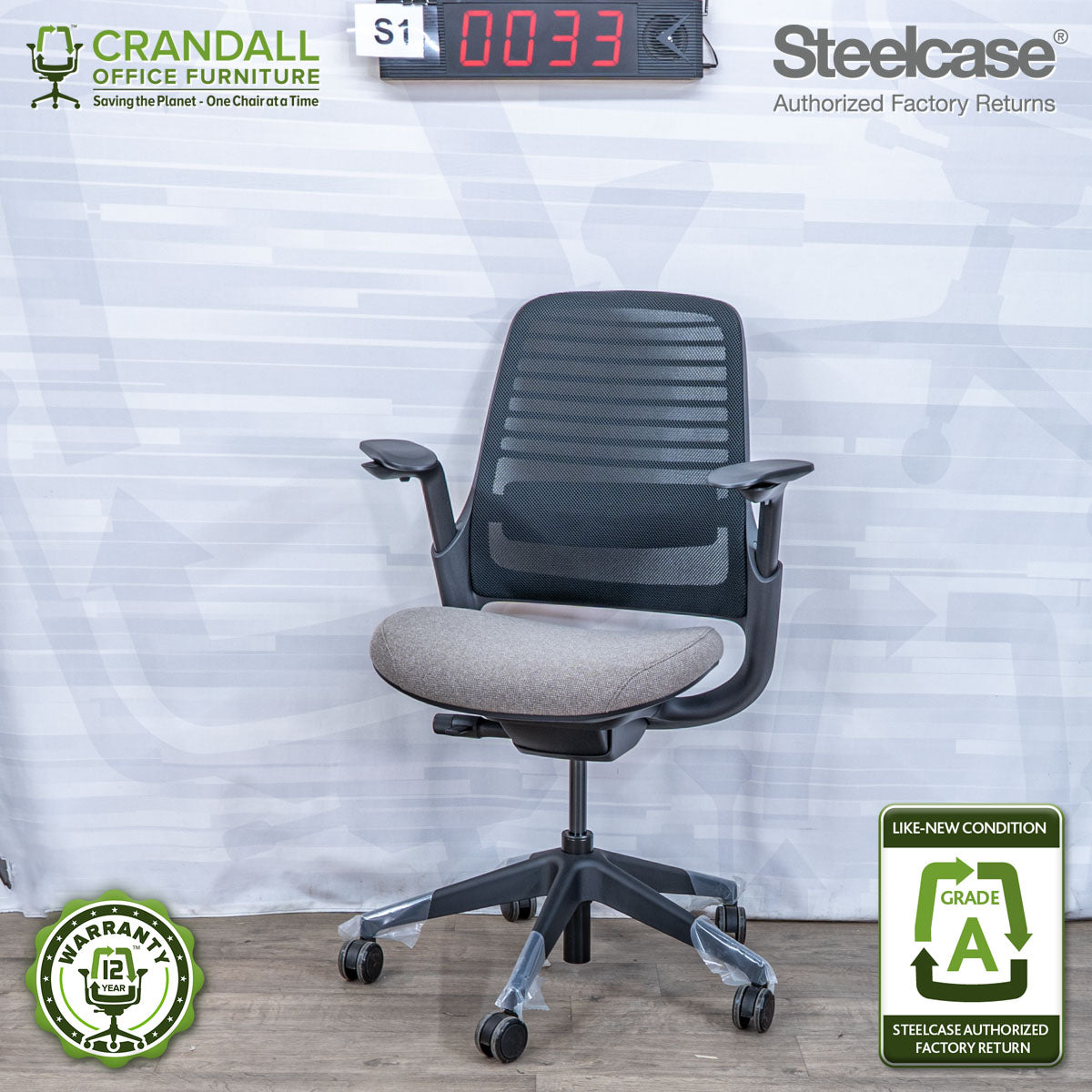 S1-0033 - Steelcase Series 1 - Grade A