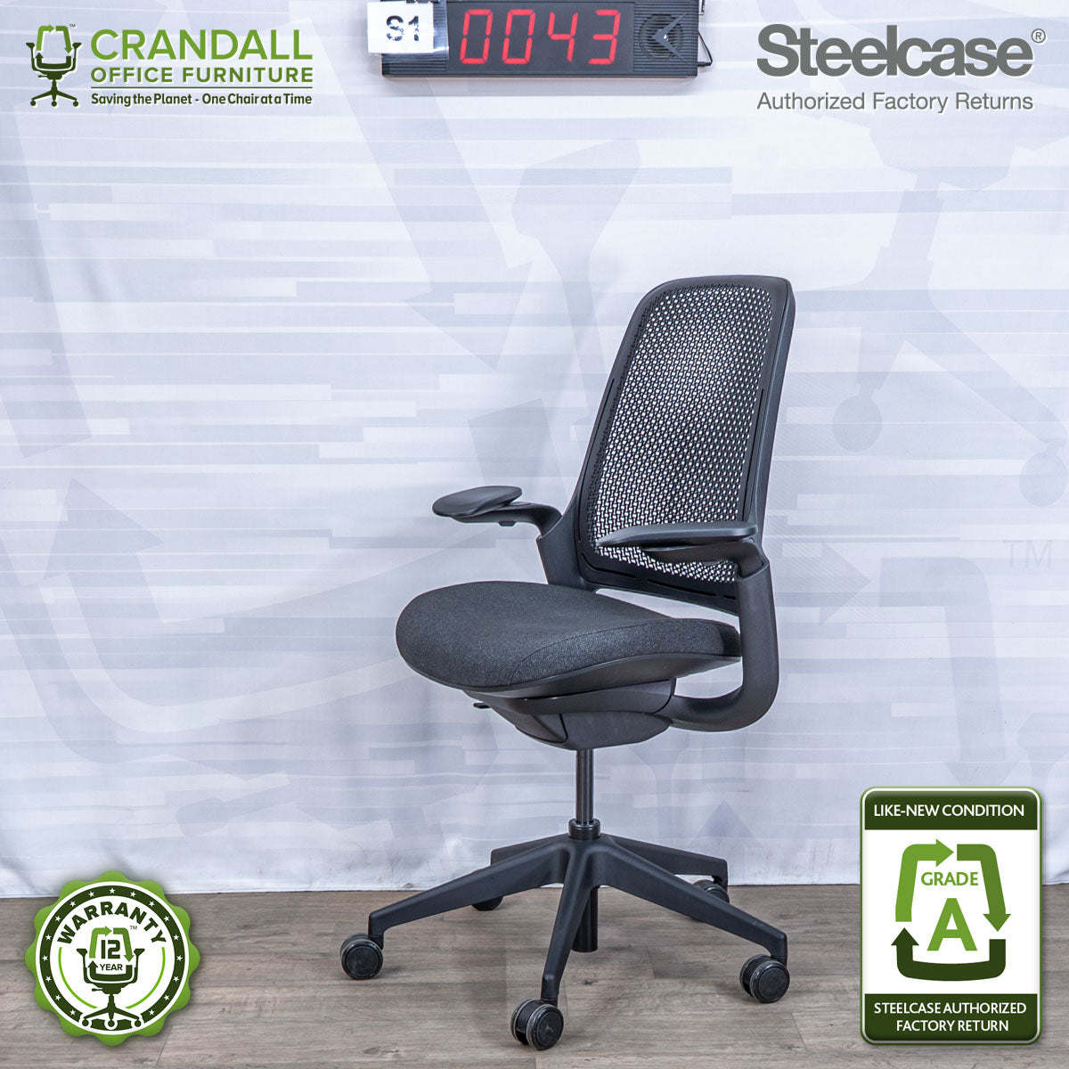 S1-0043 - Steelcase Series 1 - Grade A