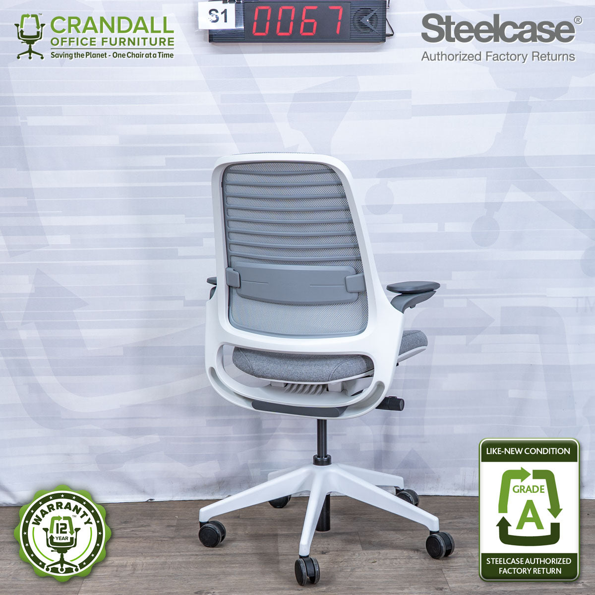 S1-0067 - Steelcase Series 1 - Grade A
