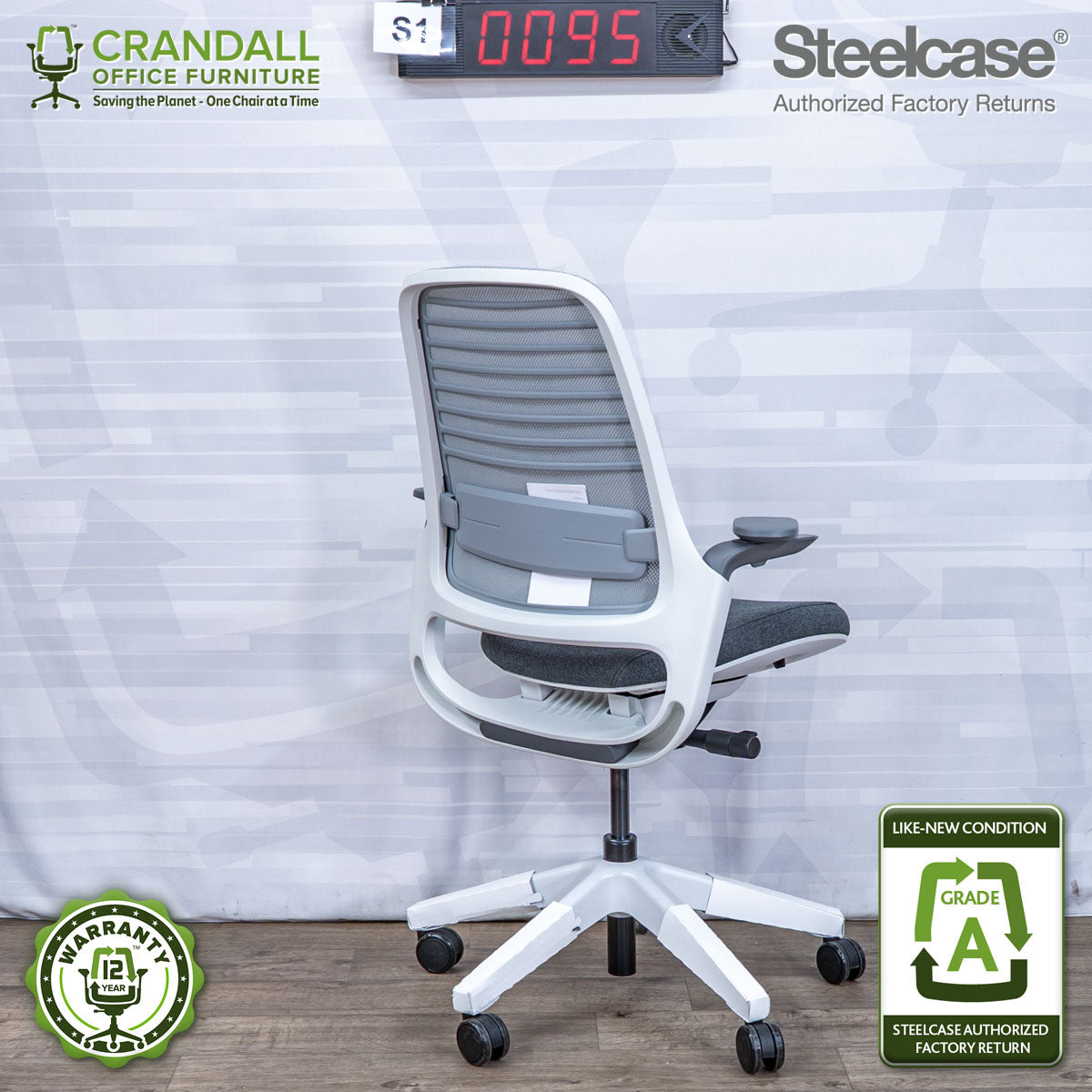 S1-0095 - Steelcase Series 1 - Grade A