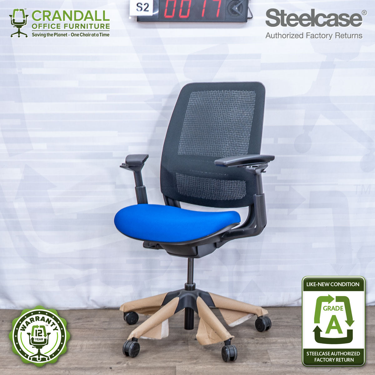 S2-0017 - Steelcase Series 2 - Grade A