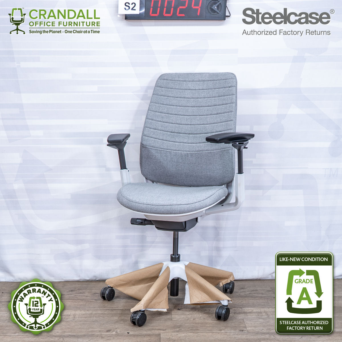 S2-0024 - Steelcase Series 2 - Grade A