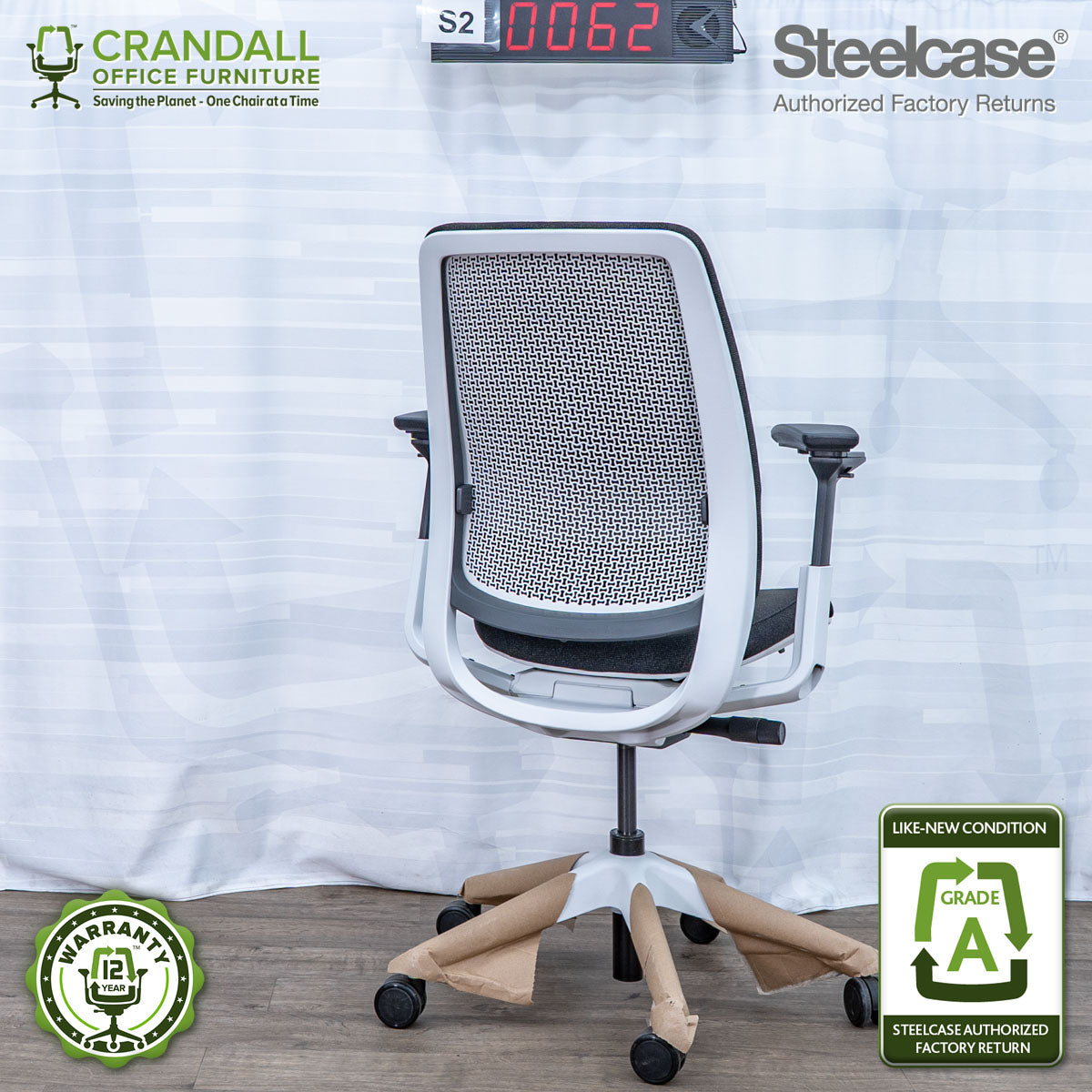 S2-0062 - Steelcase Series 2 - Grade A