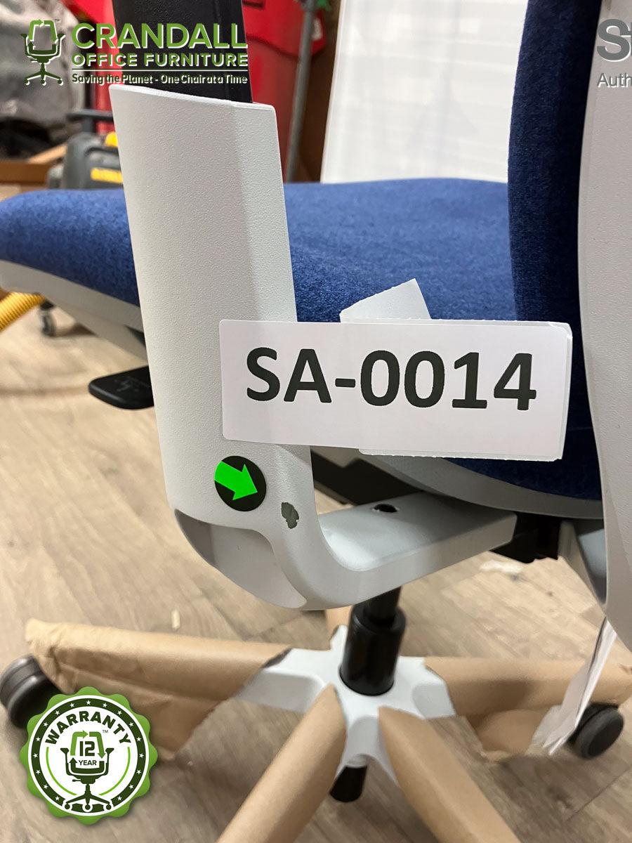 SA-0014 - Steelcase Amia - Grade B