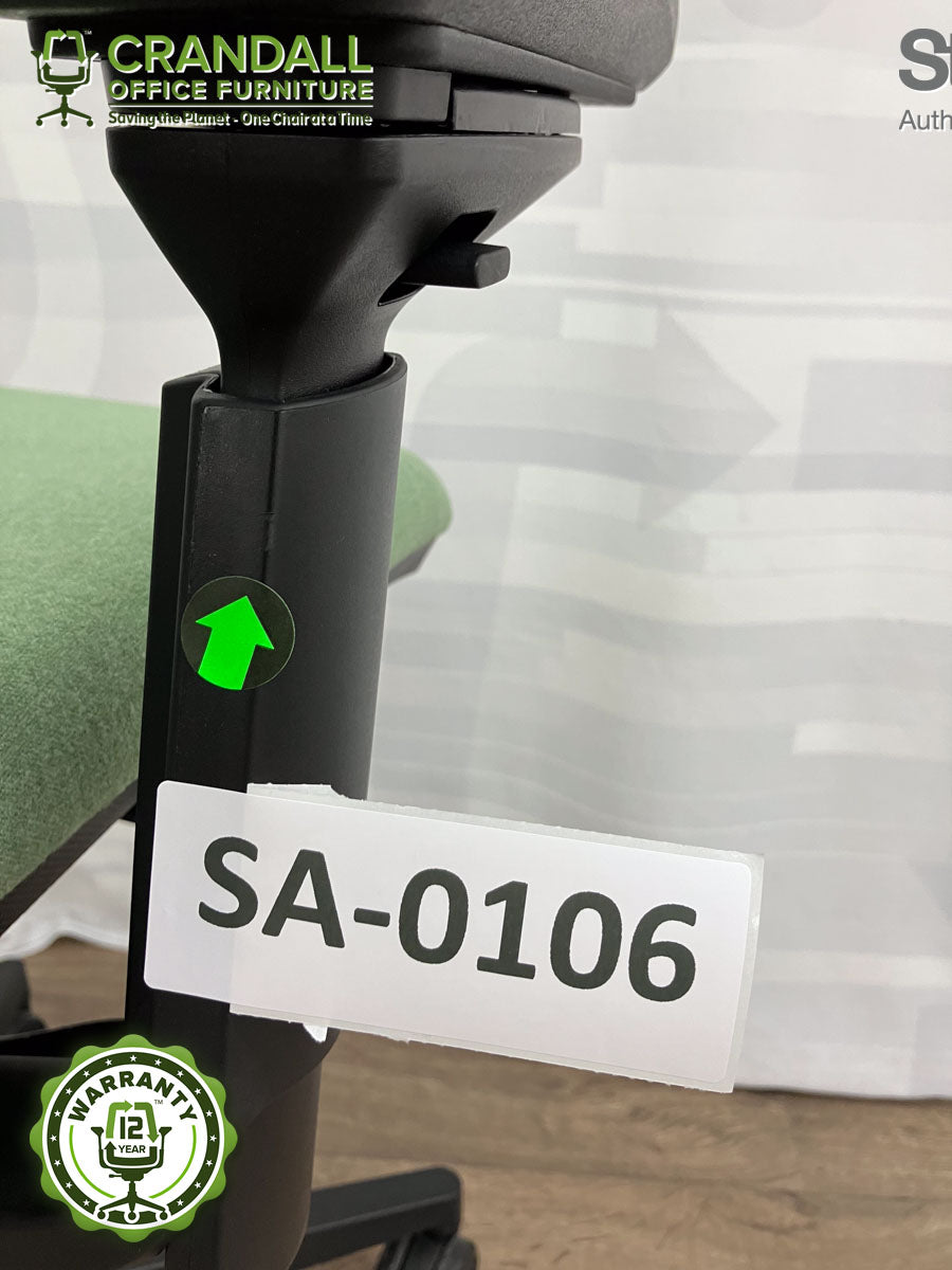 SA-0106 - Steelcase Amia - Grade B