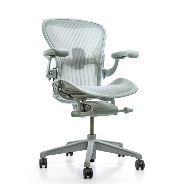 Herman Miller Aeron Remastered Ergonomic Mesh Office Chair Used