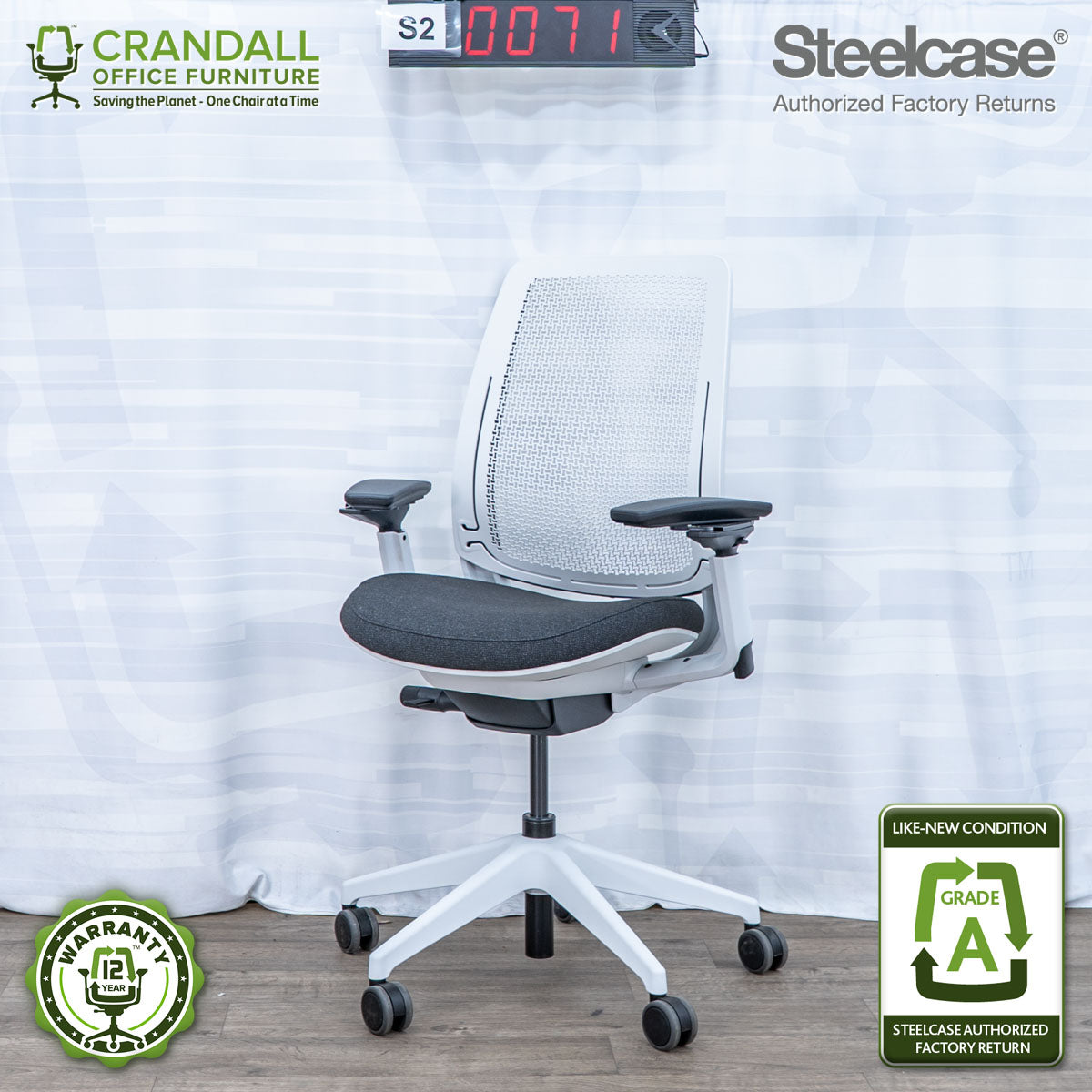 S2-0071 - Steelcase Series 2 - Grade A