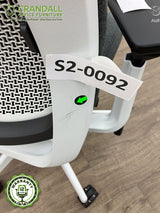 S2-0092 - Steelcase Series 2 - Grade B