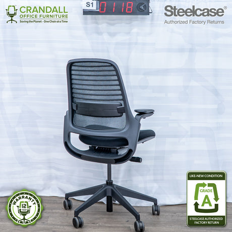 S1-0118 - Steelcase Series 1 - Grade A