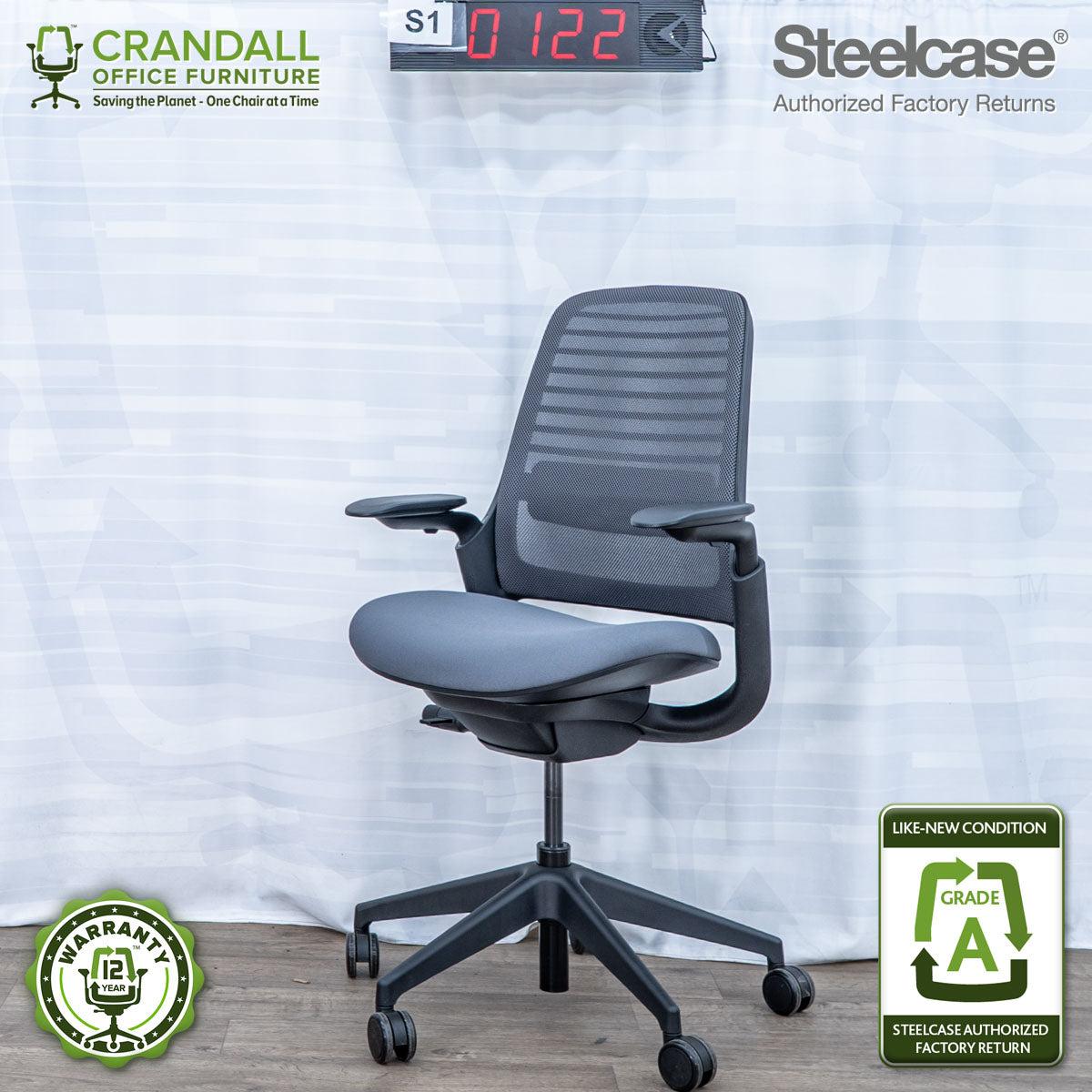 S1-0122 - Steelcase Series 1 - Grade A