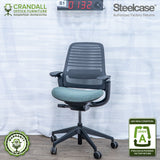 S1-0132 - Steelcase Series 1 - Grade A