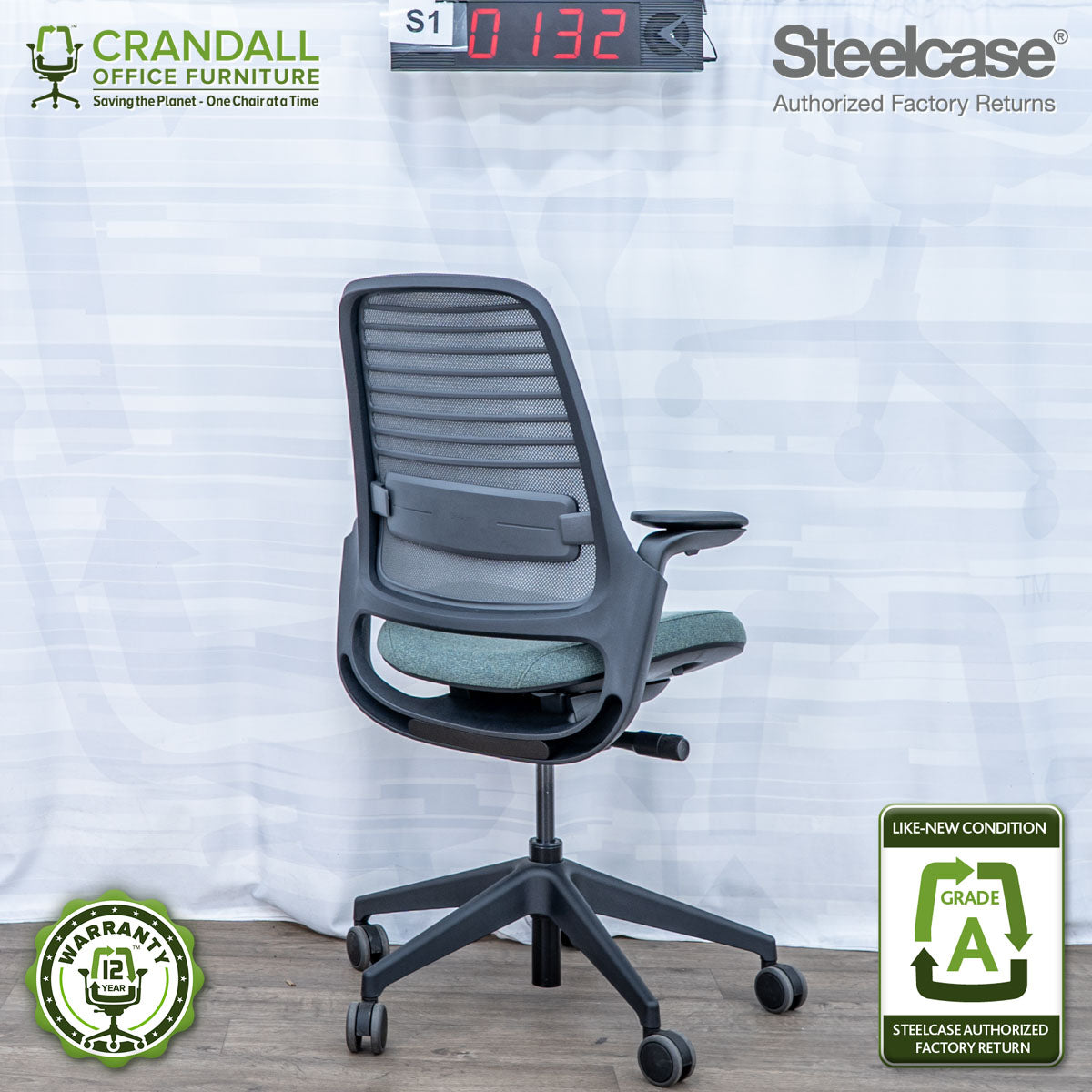S1-0132 - Steelcase Series 1 - Grade A