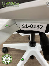 S1-0137 - Steelcase Series 1 - Grade B