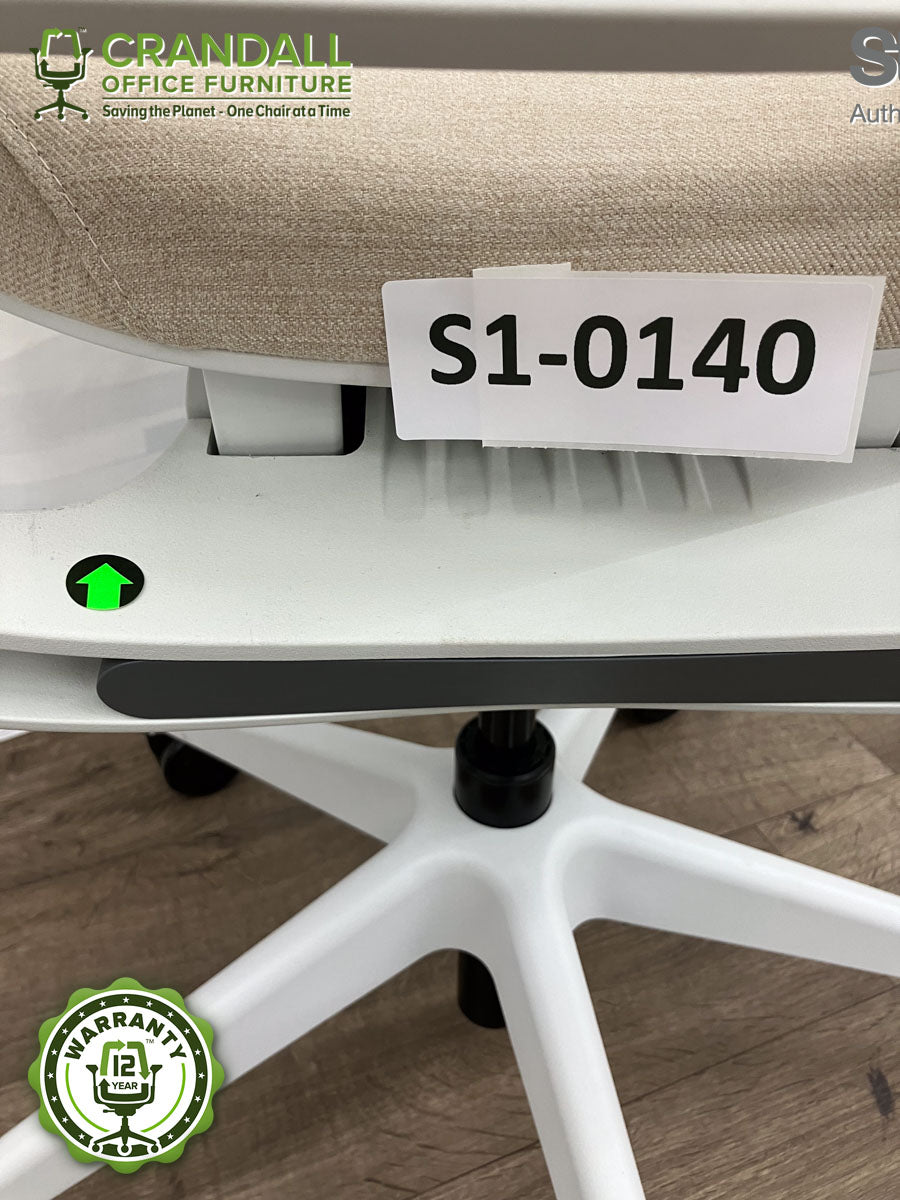 S1-0140 - Steelcase Series 1 - Grade B