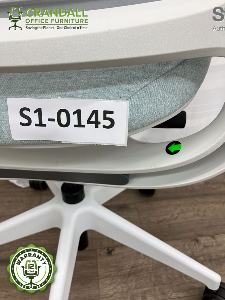 S1-0145 - Steelcase Series 1 - Grade B