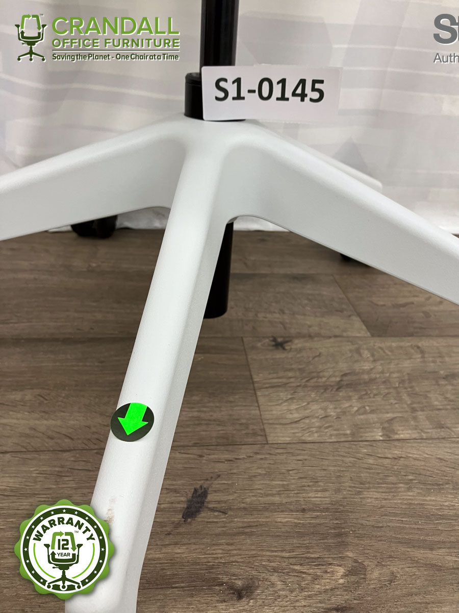 S1-0145 - Steelcase Series 1 - Grade B