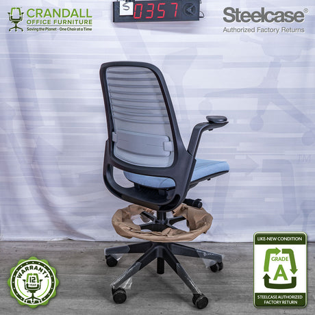 S-0357 - Steelcase Series 1  - Grade A