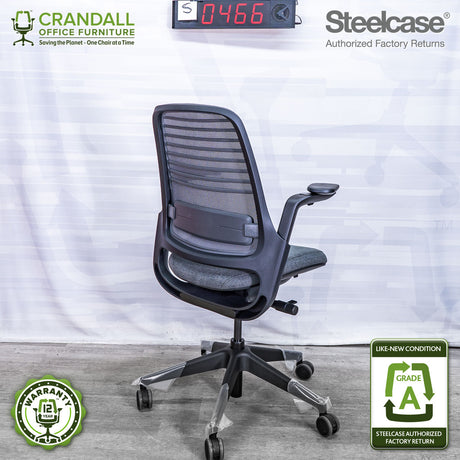 S-0466 - Steelcase Series 1  - Grade A