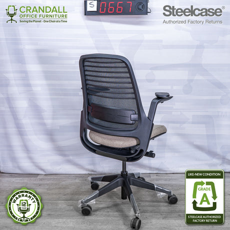 S-0667 - Steelcase Series 1 - Grade A