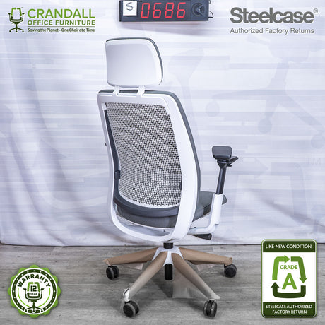 S-0686 - Steelcase Series 2 - Grade A
