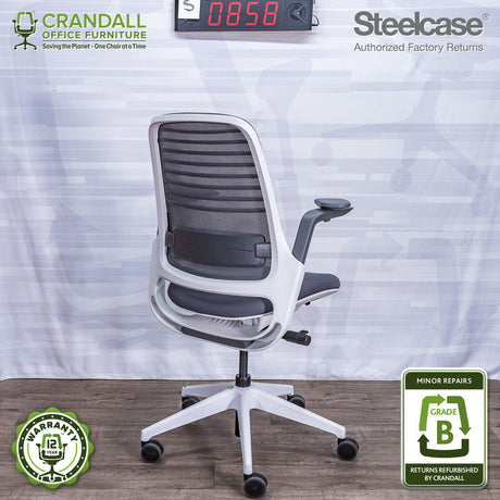 S-0858 - Steelcase Series 1 - Grade B