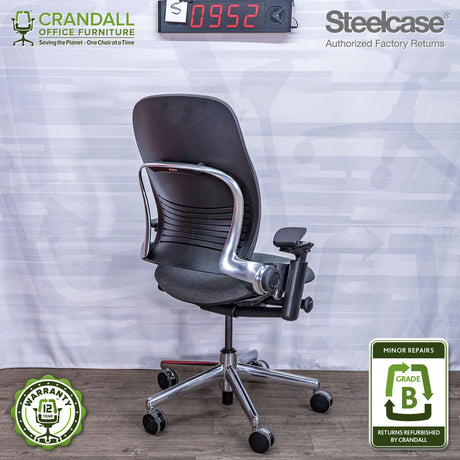 S-0952 - Steelcase V2 Leap - Grade A