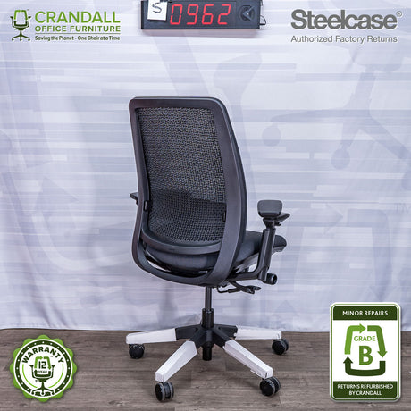S-0962 - Steelcase Amia - Grade A