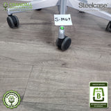 S-1467 - Steelcase V2 Leap  - Grade B