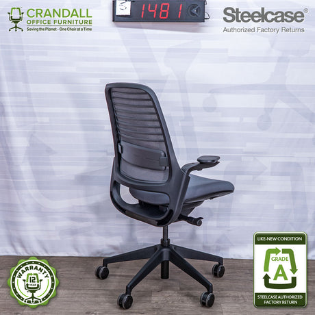 S-1481 - Steelcase Series 1  - Grade A