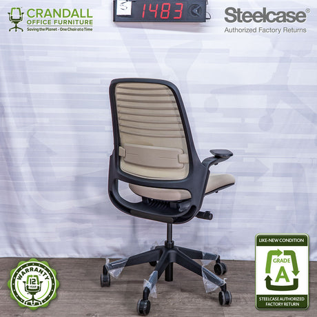 S-1483 - Steelcase Series 1  - Grade A