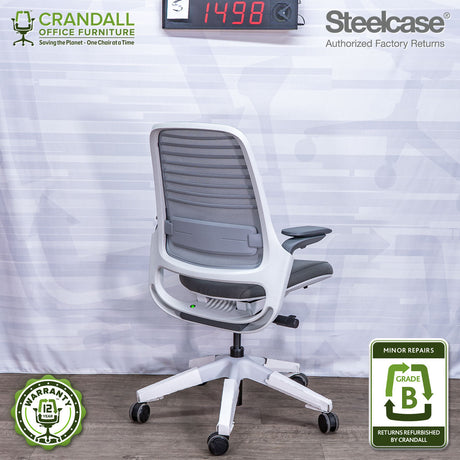 S-1498 - Steelcase Series 1  - Grade B