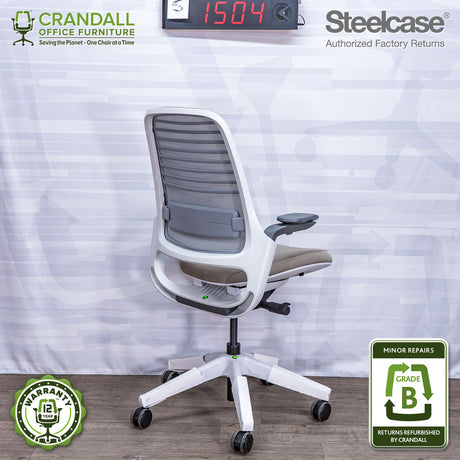 S-1504 - Steelcase Series 1  - Grade B