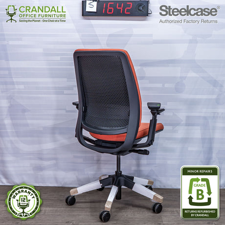 S-1642 - Steelcase Series 2  - Grade B