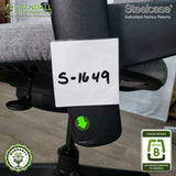 S-1649 - Steelcase V2 Leap  - Grade B