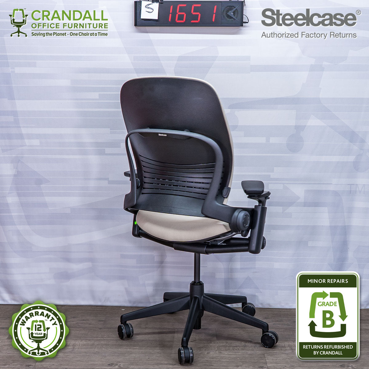 S-1651 - Steelcase V2 Leap  - Grade B