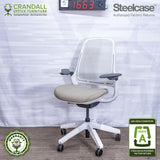 S-1663 - Steelcase Series 1 - Grade A