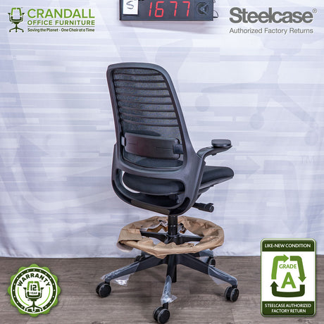 S-1677 - Steelcase Series 1 - Grade A
