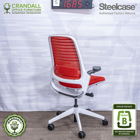 S-1685 - Steelcase Series 1 - Grade B