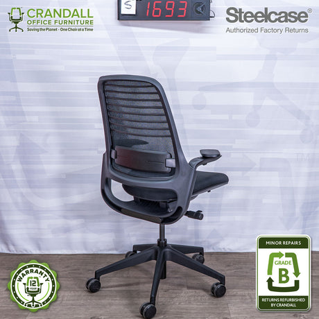 S-1693 - Steelcase Series 1 - Grade B