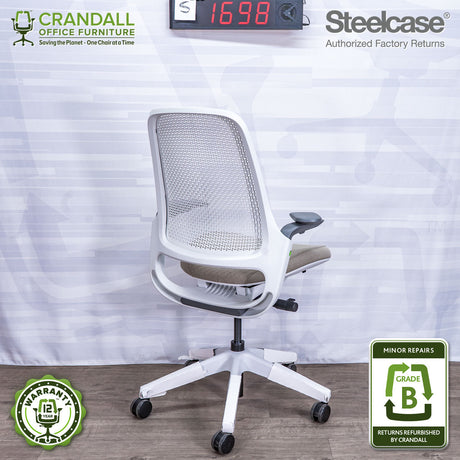 S-1698 - Steelcase Series 1 - Grade B