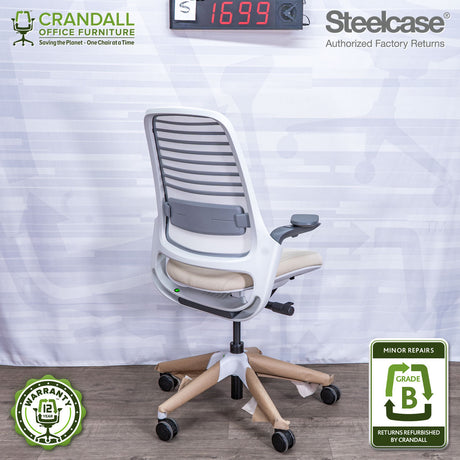 S-1699 - Steelcase Series 1 - Grade B