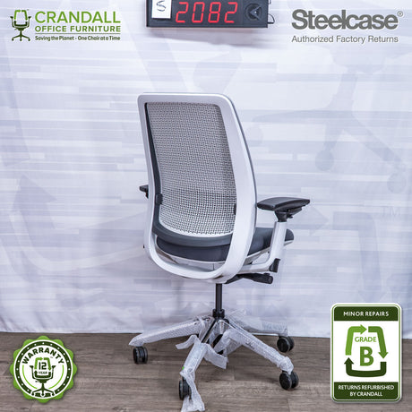 S-2082 - Steelcase Series 2 - Grade B